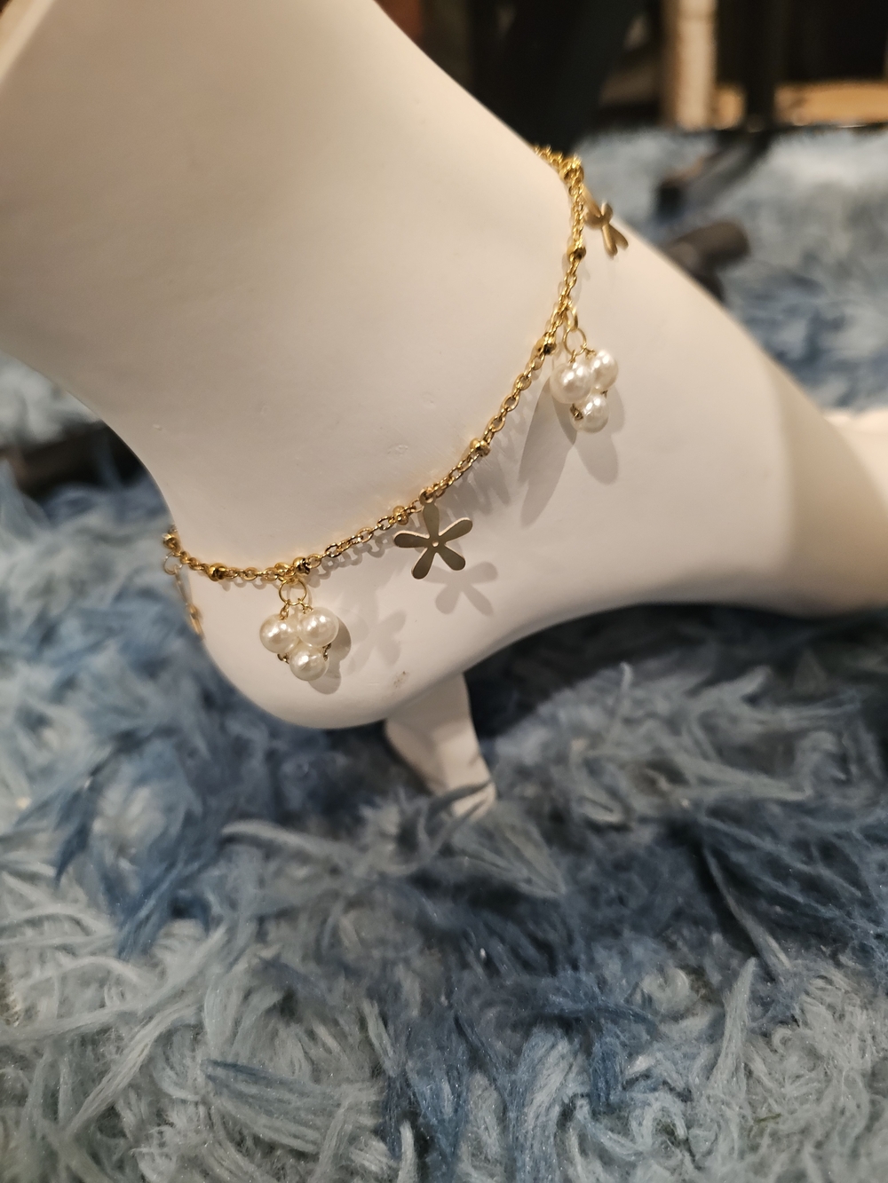 Gold Pearl Charm Anklet with Flower Accents